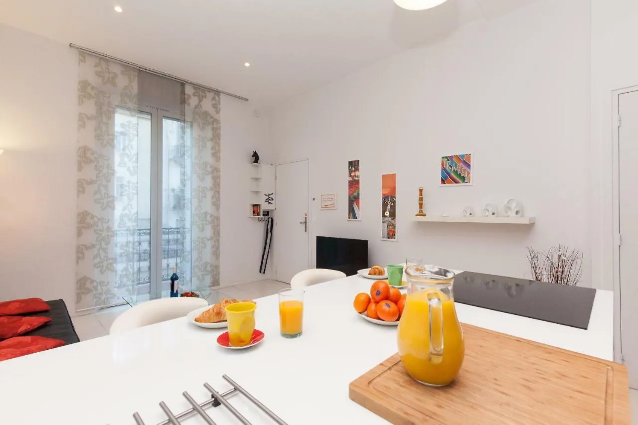 Apartment Voyage 2 Pieces 3 Etoiles Calme Plein Centre A 5Mn Des Plages Et Du Palais Cannes
